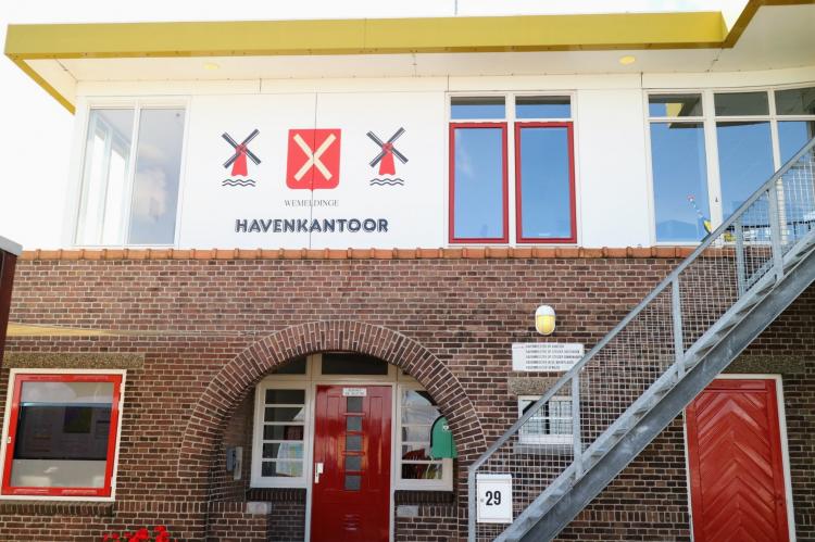 Hafengebäude Yachthafen Wemeldinge