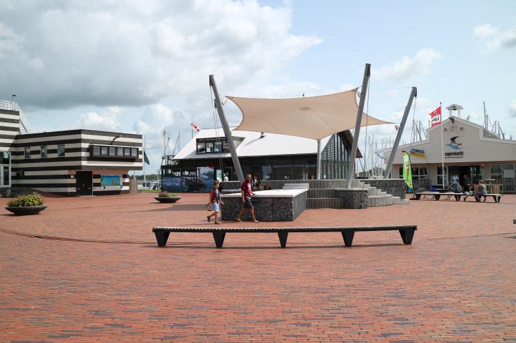 Geschäfte im Jachthaven Bruinisse