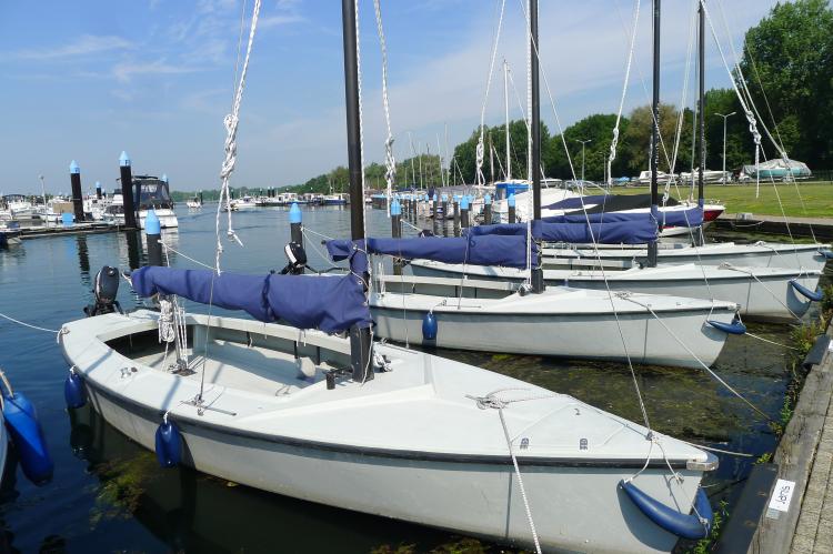 Fleuth-Sailing