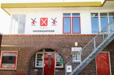 Hafengebäude Yachthafen Wemeldinge